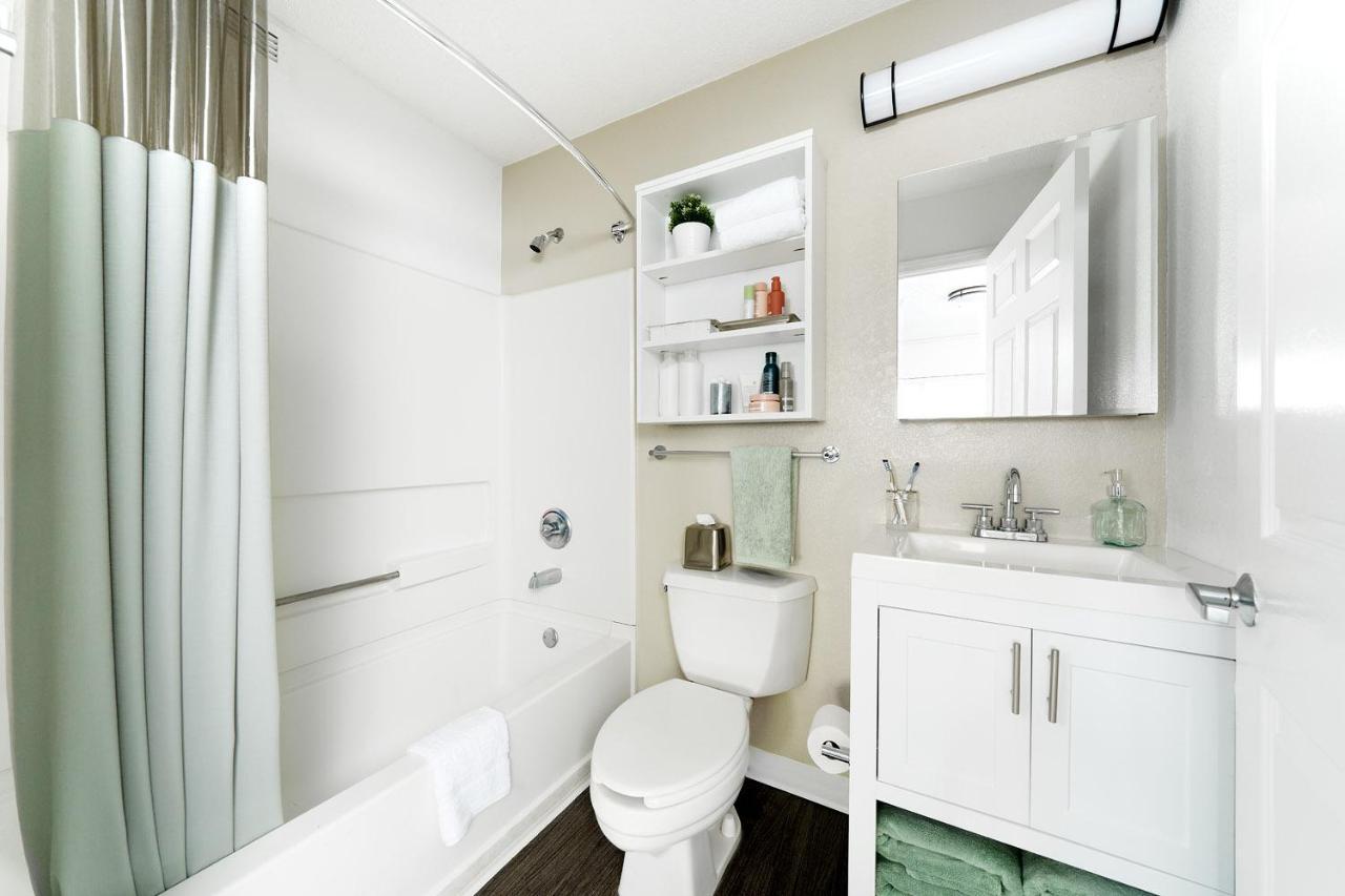 Intown Suites Extended Stay Chicago Il - Elk Grove O'Hare قرية إلك غروف المظهر الخارجي الصورة